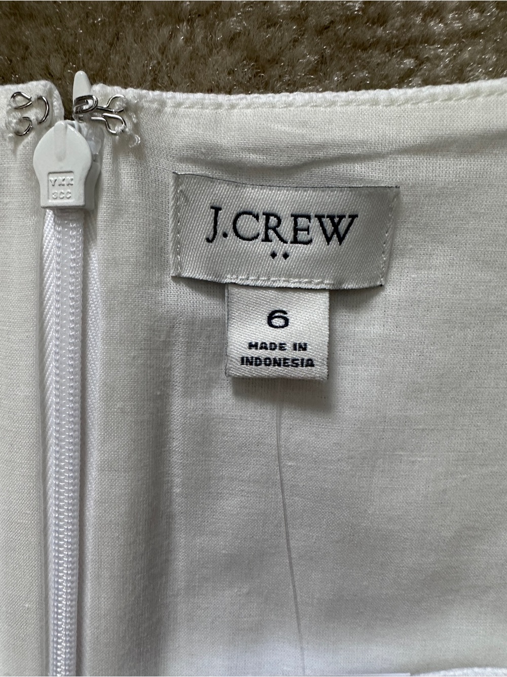 J Crew Factory Scallop Sheath Dress in White - Picture 4 of 5